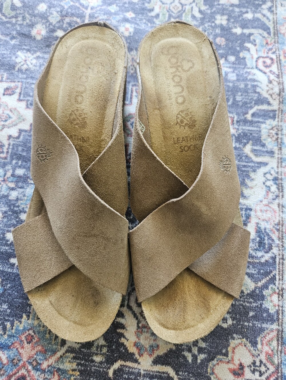 Yokono Womens Tan Leather Cross Strap Mid Wedge Slides. Made In Spain. 8